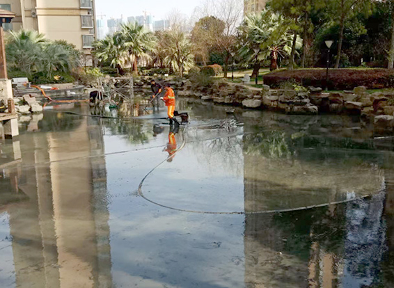 武江景观池淤泥清理