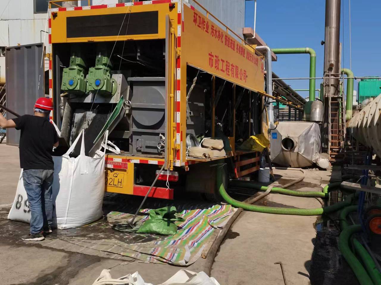 武江淤泥压干处理